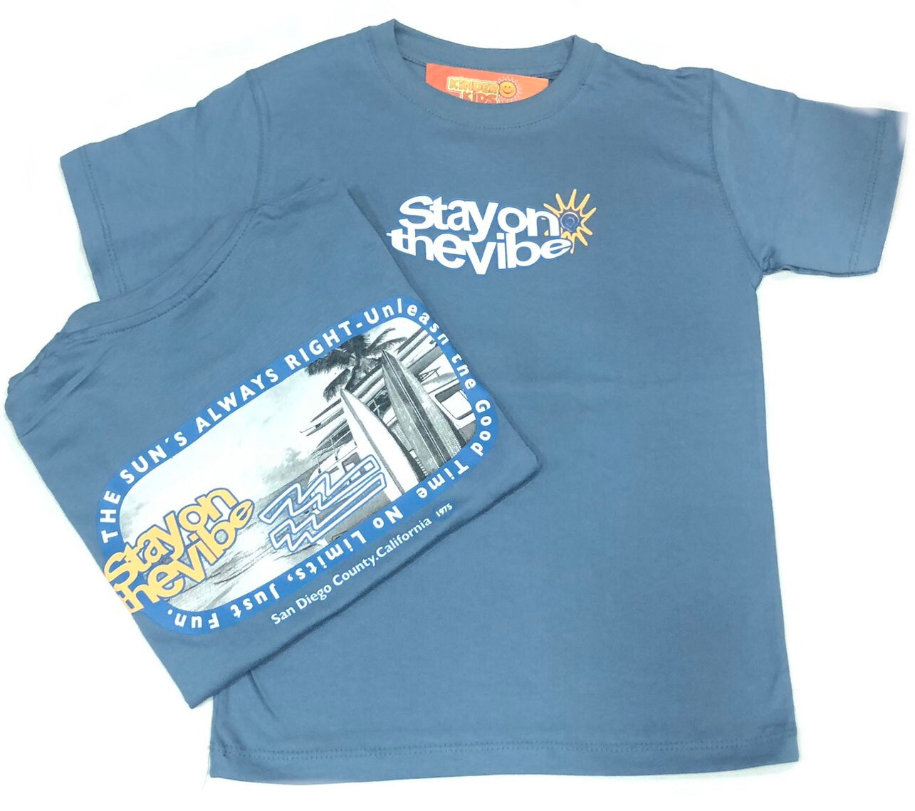Remera over STAY ON THE VIBE doble estampa de algodón