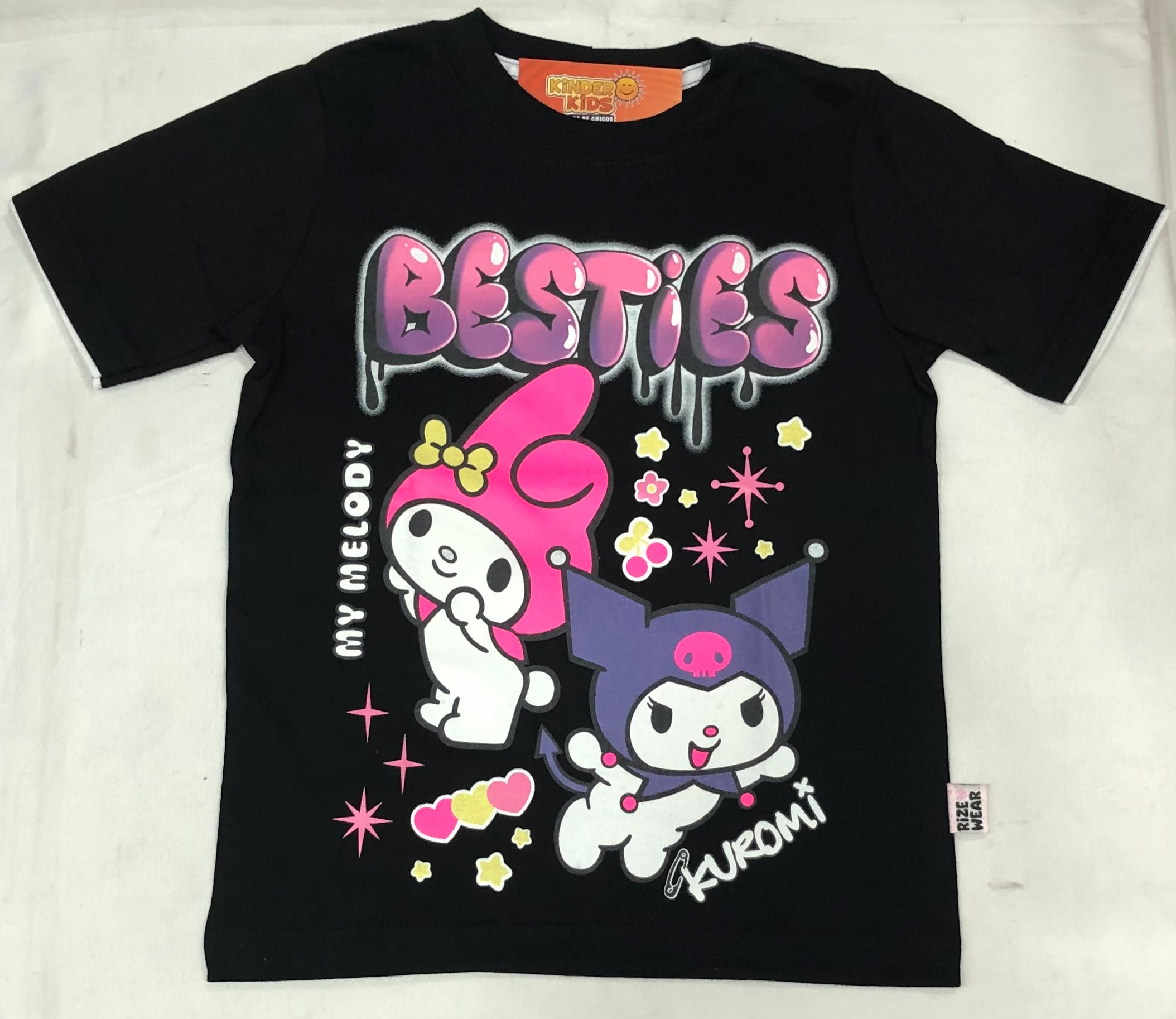 Remera MY MELODY/KUROMI BESTIES brilla en la oscuridad de algodón