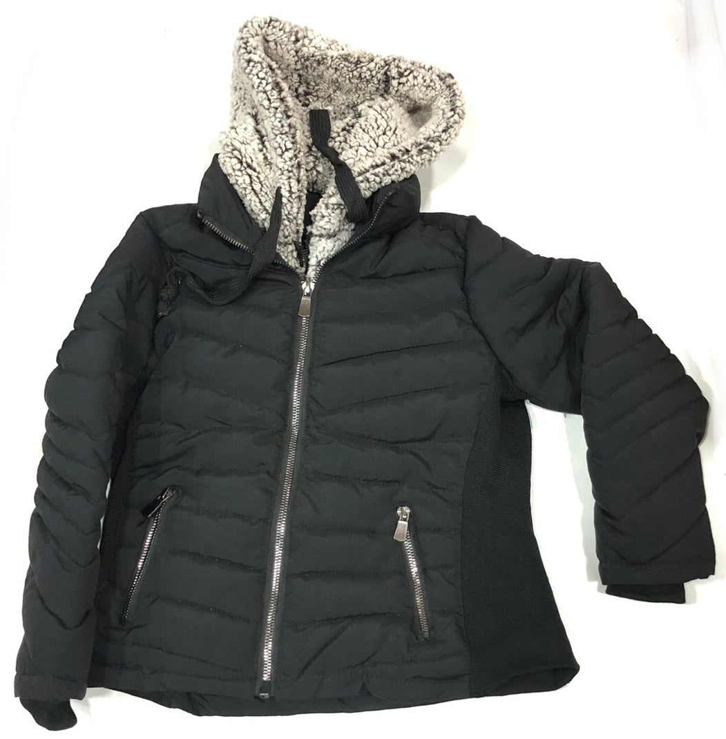 CAMPERA IMPORTADA C/ spandex, C/ capucha de Piel desmontable nena